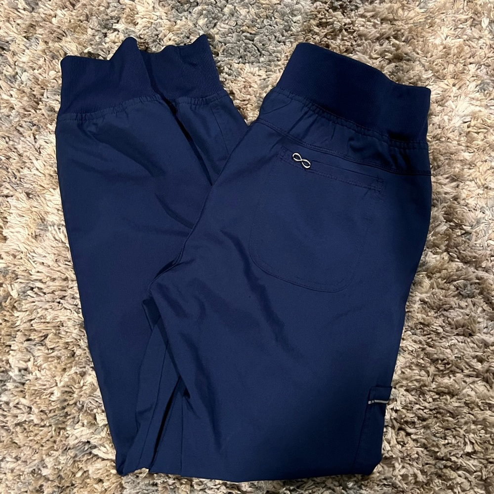Cherokee infinity jogger scrub bottoms